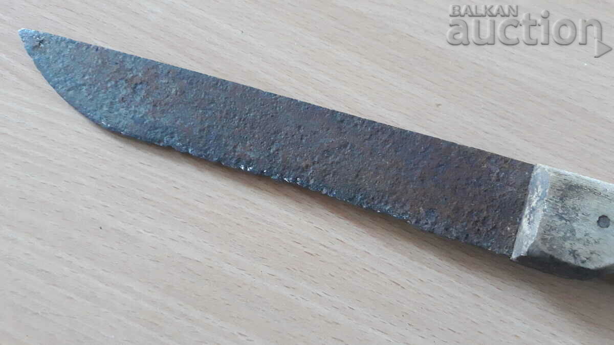 an old primitive knife - 5 an old primitive knife - 5