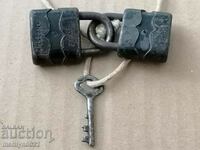 2 padlocks with 1 padlock padlock padlock latch