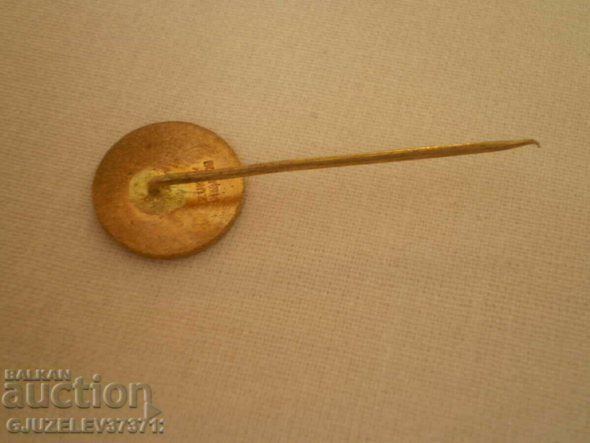 Auction Badge with carborundum electric pin Zukov Praha Auction Badge with carborundum electric pin Zukov Praha