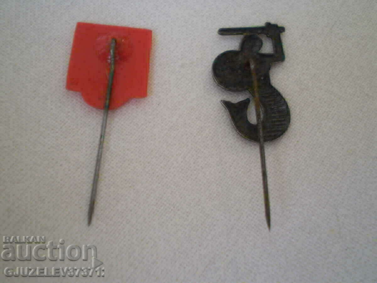 badges with price 15.00 BGN | € 7.67 badges with price 15.00 BGN | € 7.67