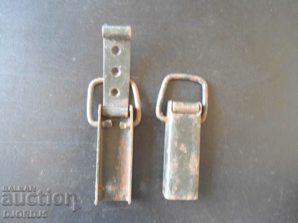 Old hinges with price 5.00 BGN | € 2.56 Old hinges with price 5.00 BGN | € 2.56