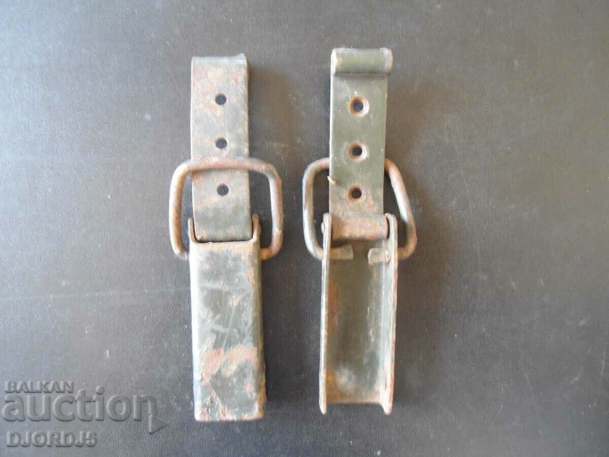 Auction Old hinges Auction Old hinges