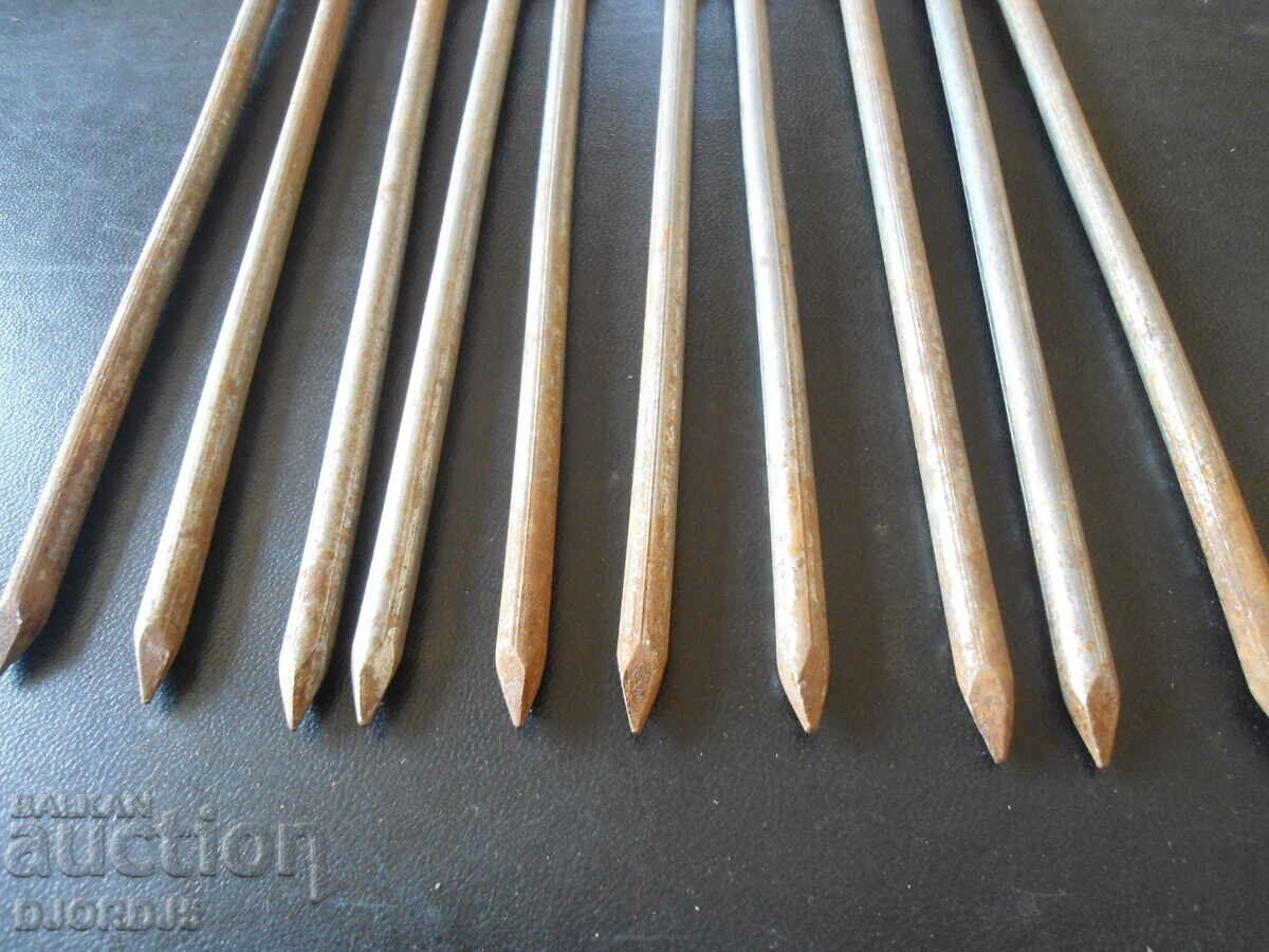 Auction  Old nails from Soca