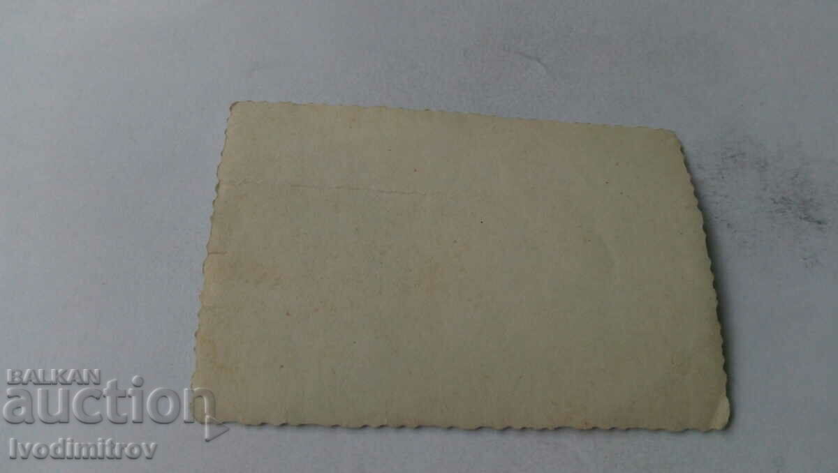 Φωτογραφία ομάδα νέων με τιμή € 0.74 | 1.45 BGN