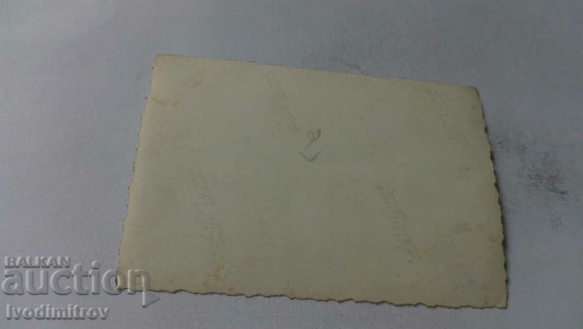 Photo Officer men women and children on the street with price 1.45 BGN | € 0.74 Photo Officer men women and children on the street with price 1.45 BGN | € 0.74