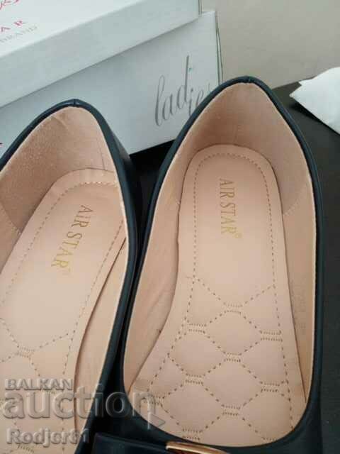 clothes - women's shoes with price 5.00 BGN | € 2.56 clothes - women's shoes with price 5.00 BGN | € 2.56