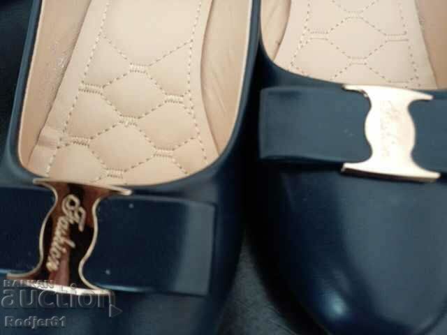 Auction clothes - women's shoes Auction clothes - women's shoes