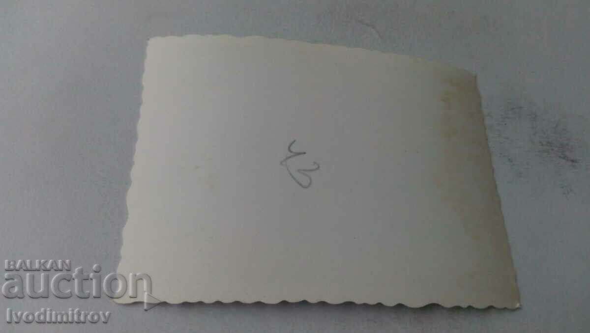 Photo Woman sitting by a fountain with price 1.35 BGN | € 0.69 Photo Woman sitting by a fountain with price 1.35 BGN | € 0.69