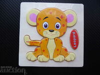 Wooden puzzle leopard for the smallest toy leopard cheetah