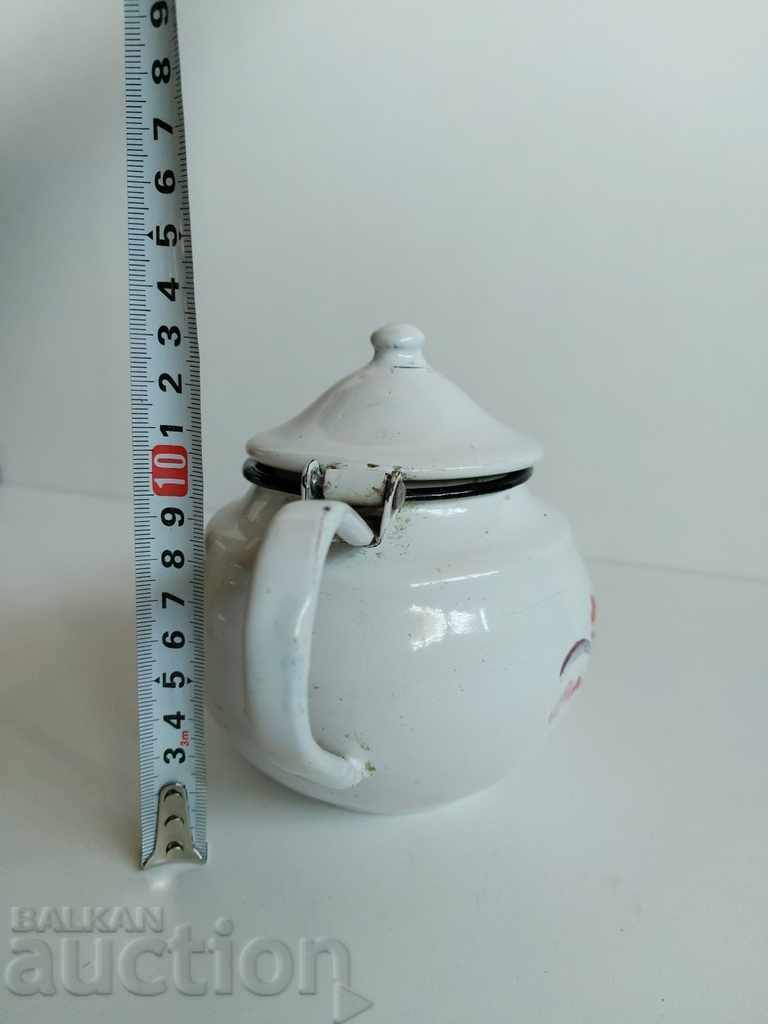 Auction SOC ENAMELED TEAPOT KETTLE COURT ENAMEL CAFETER SOCA Auction SOC ENAMELED TEAPOT KETTLE COURT ENAMEL CAFETER SOCA