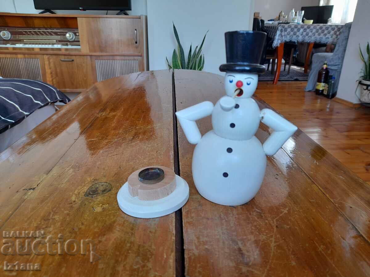 Παλιός Χιονάνθρωπος Κηροπήγιο - 6 Παλιός Χιονάνθρωπος Κηροπήγιο - 6