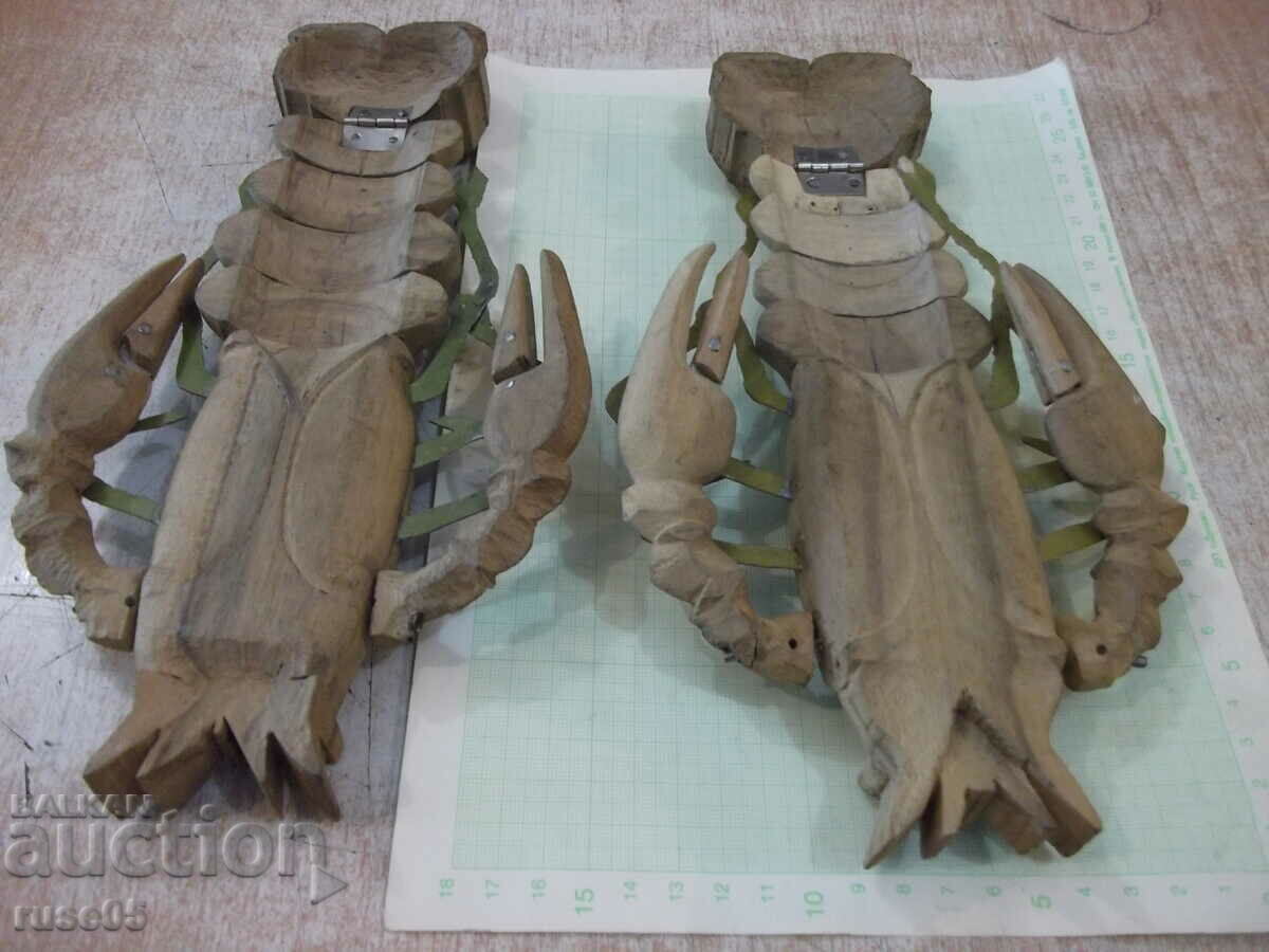 Lot of 2 pcs. wooden crabs - 6