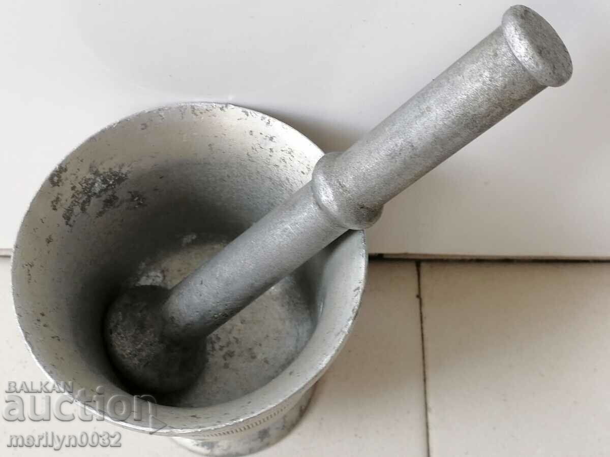 Old aluminum mortar, hammer, mortar - 6 Old aluminum mortar, hammer, mortar - 6