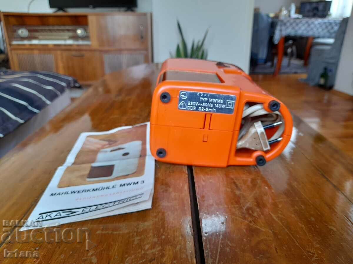 Rasnita de cafea veche AKA - 7