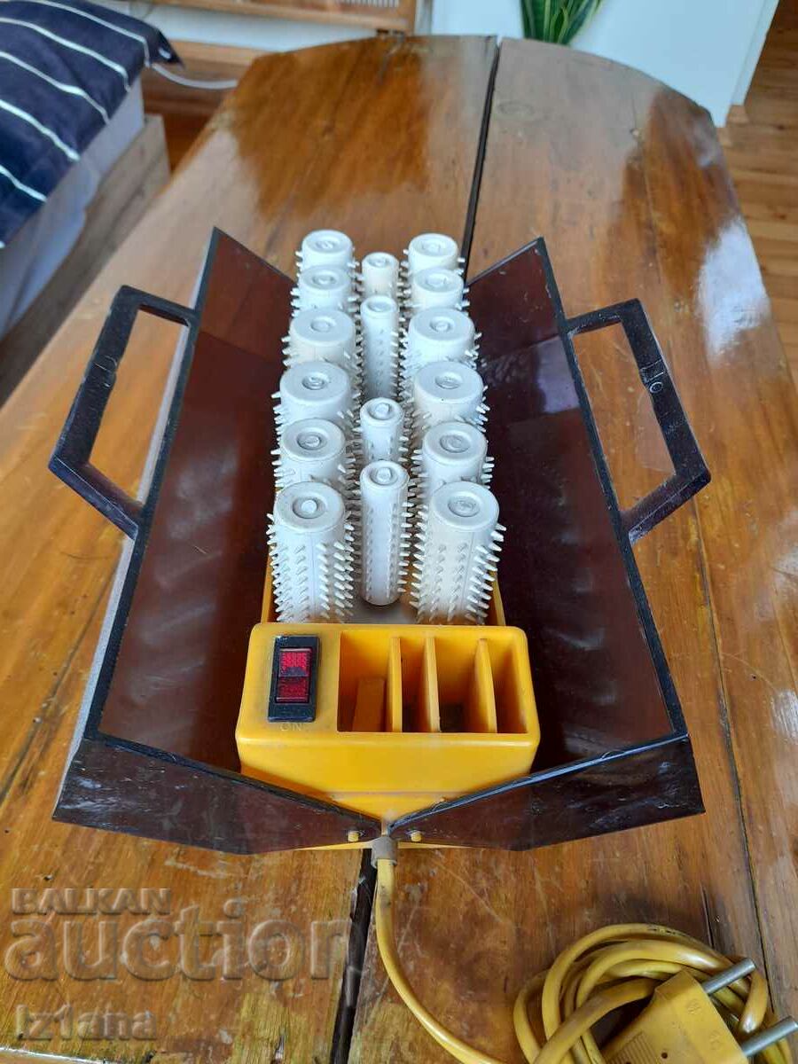 Old hair rollers with price 20.00 BGN | € 10.23 Old hair rollers with price 20.00 BGN | € 10.23