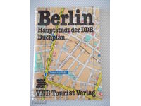 Το βιβλίο "Berlin-Hauptstadt der DDR Buchplan" - 64 σελίδες.