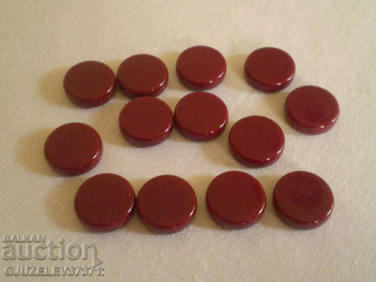 Auction collectible old bakelite type checkers for play Auction collectible old bakelite type checkers for play
