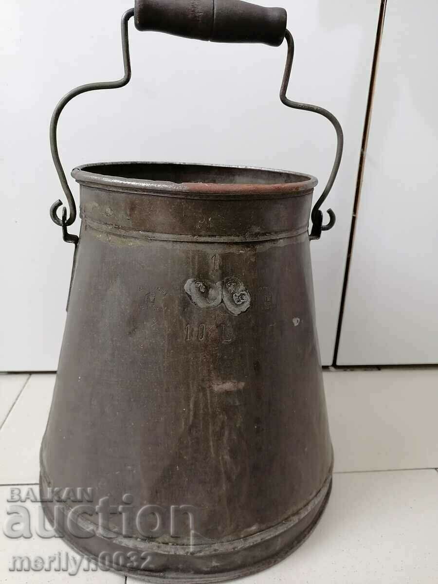 Bucket measure for brandy gum jug metal container bucket