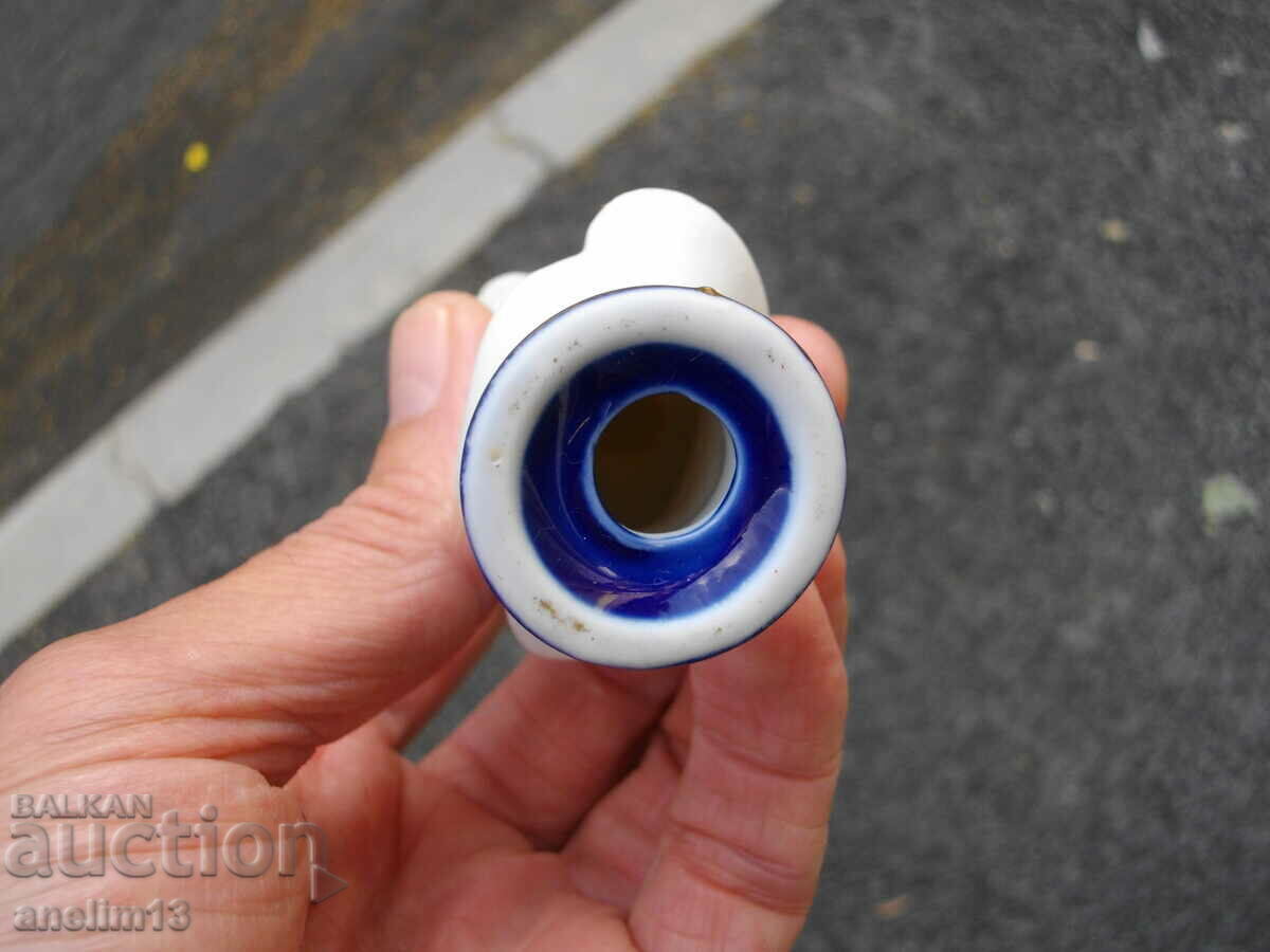 FIGURĂ DE PORȚELAN VECHE STATUETĂ - 7 FIGURĂ DE PORȚELAN VECHE STATUETĂ - 7