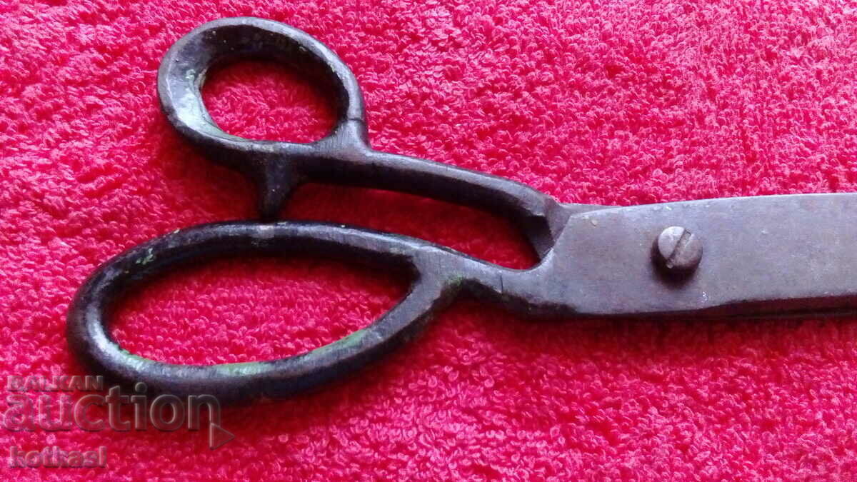 Old scissors - 5
