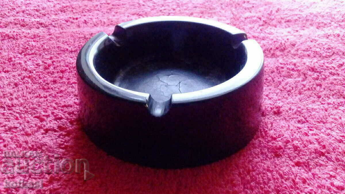 Auction Old social bakelite ashtray TARGOVISHTE Auction Old social bakelite ashtray TARGOVISHTE