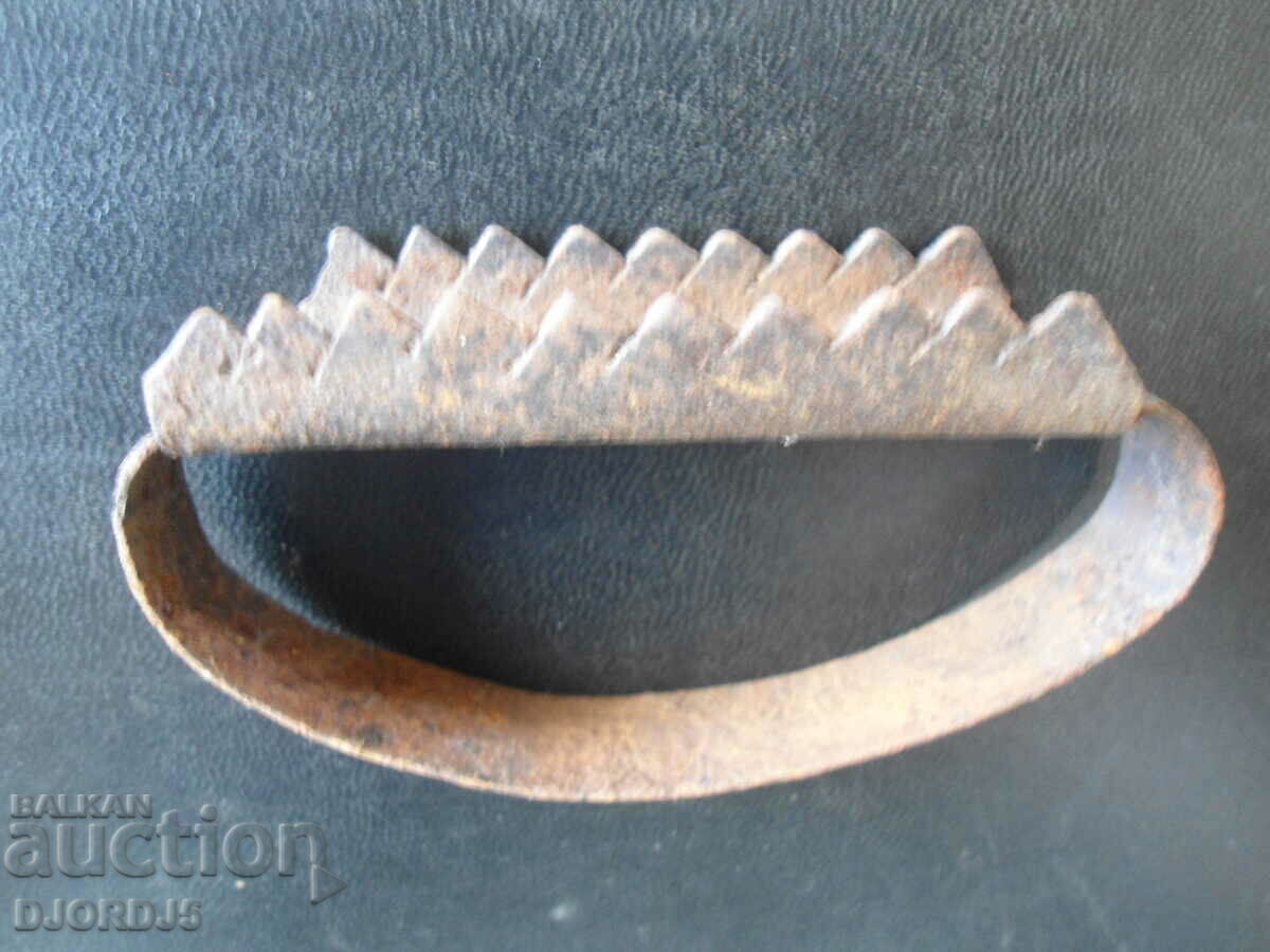 An old grain nurse with price 4.00 BGN | € 2.05 An old grain nurse with price 4.00 BGN | € 2.05