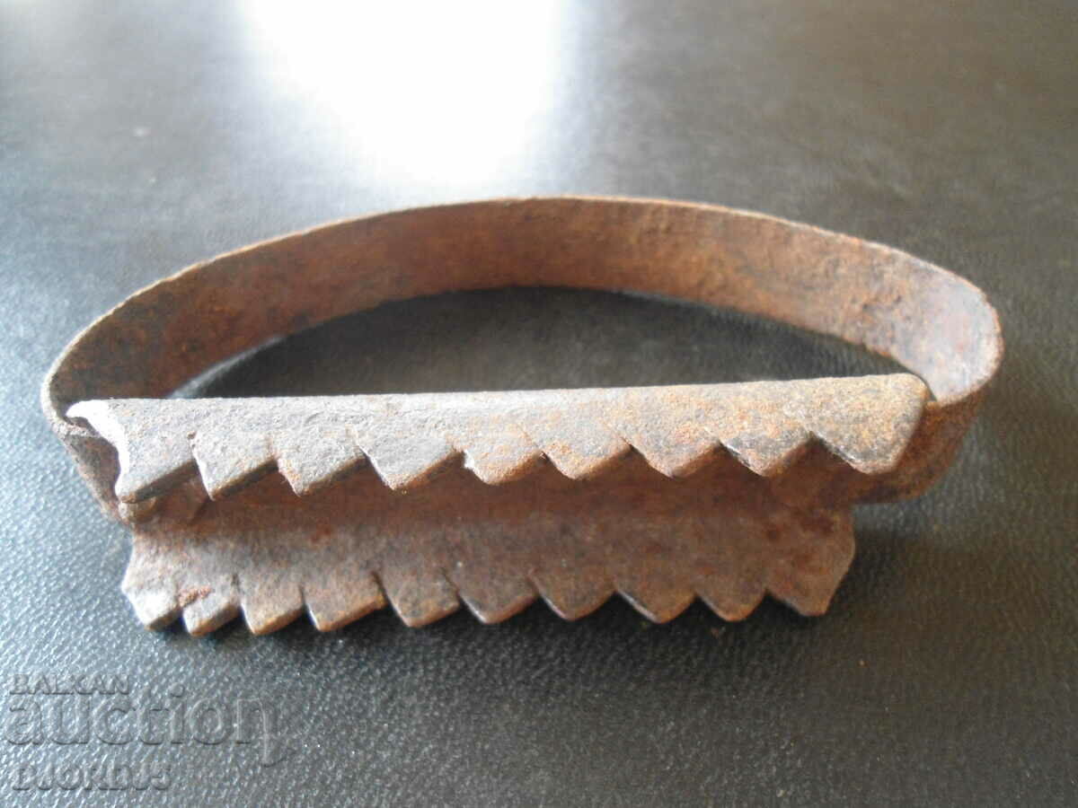 Auction An old grain nurse Auction An old grain nurse