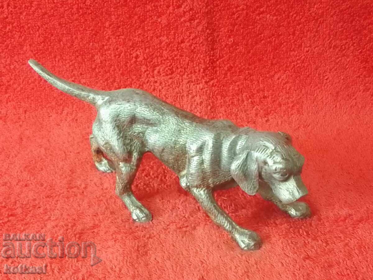 Old metal figure of a hunting dog - 6 Old metal figure of a hunting dog - 6
