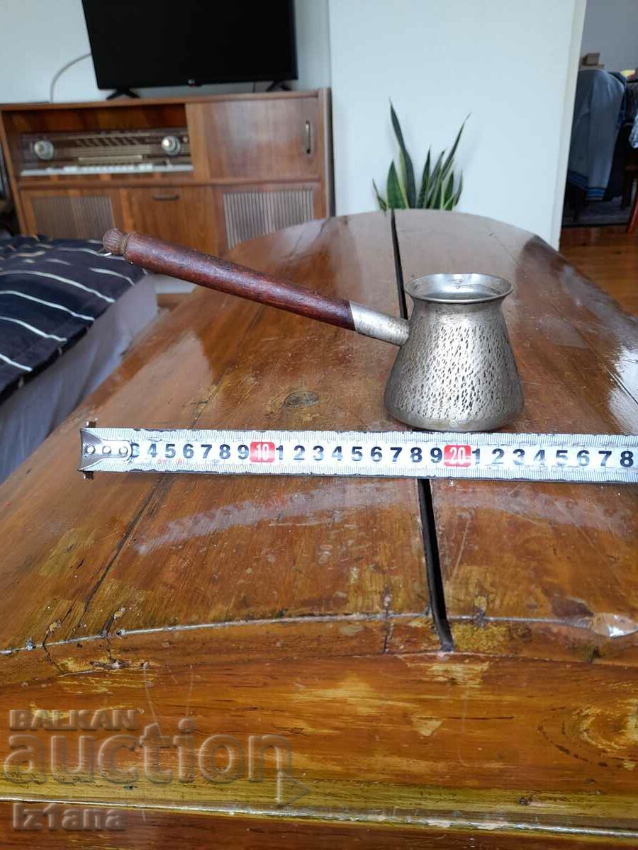 Auction Old Russian copper pot Auction Old Russian copper pot