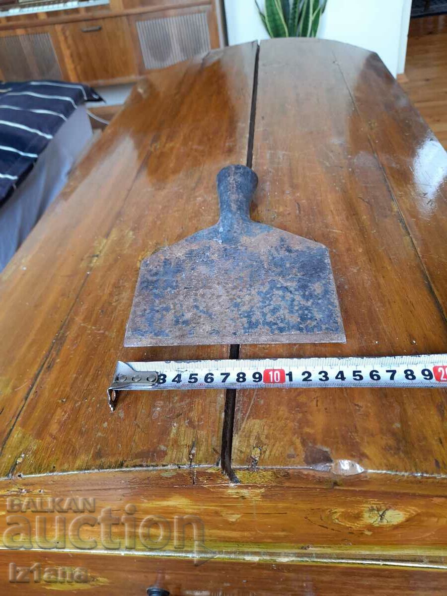 Стар инструмент за разбиване на лед с цена 20.00 лв. | € 10.23 Стар инструмент за разбиване на лед с цена 20.00 лв. | € 10.23