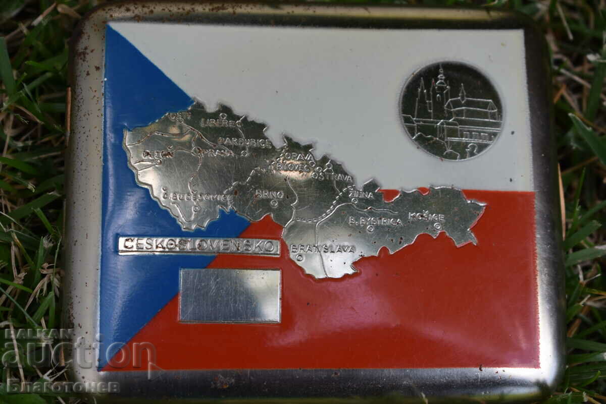 Old cigarette case with price 45.00 BGN | € 23.01 Old cigarette case with price 45.00 BGN | € 23.01