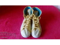 Pantofi sport adidasi cu numarul 41 adidasi Reebok