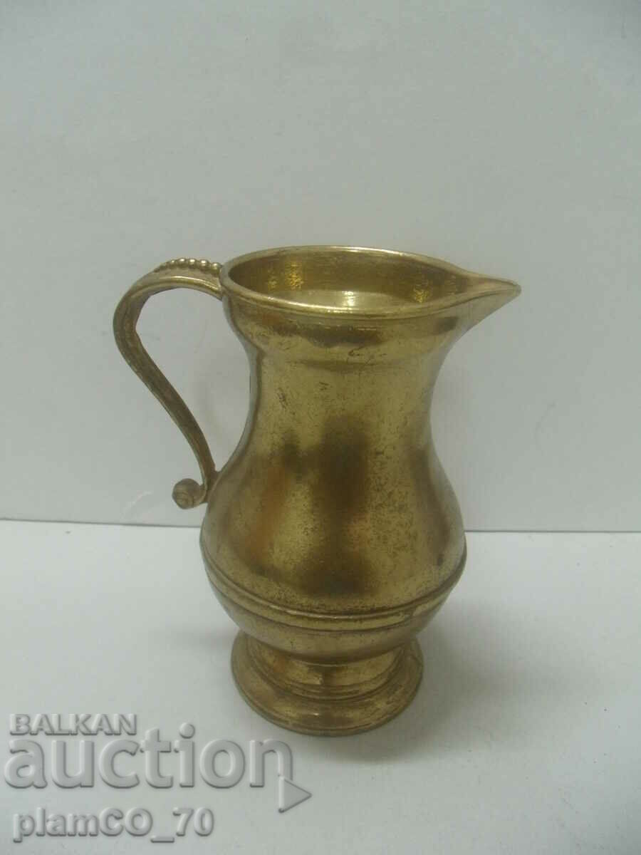 № * 6353 old metal / bronze jug with price 20.00 BGN | € 10.23 № * 6353 old metal / bronze jug with price 20.00 BGN | € 10.23