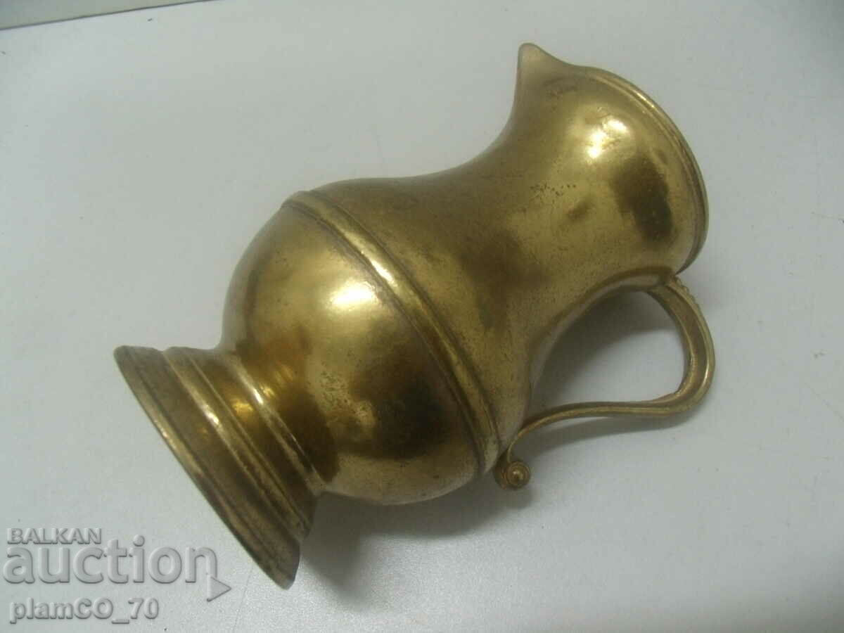 Delivery of № * 6353 old metal / bronze jug Delivery of № * 6353 old metal / bronze jug