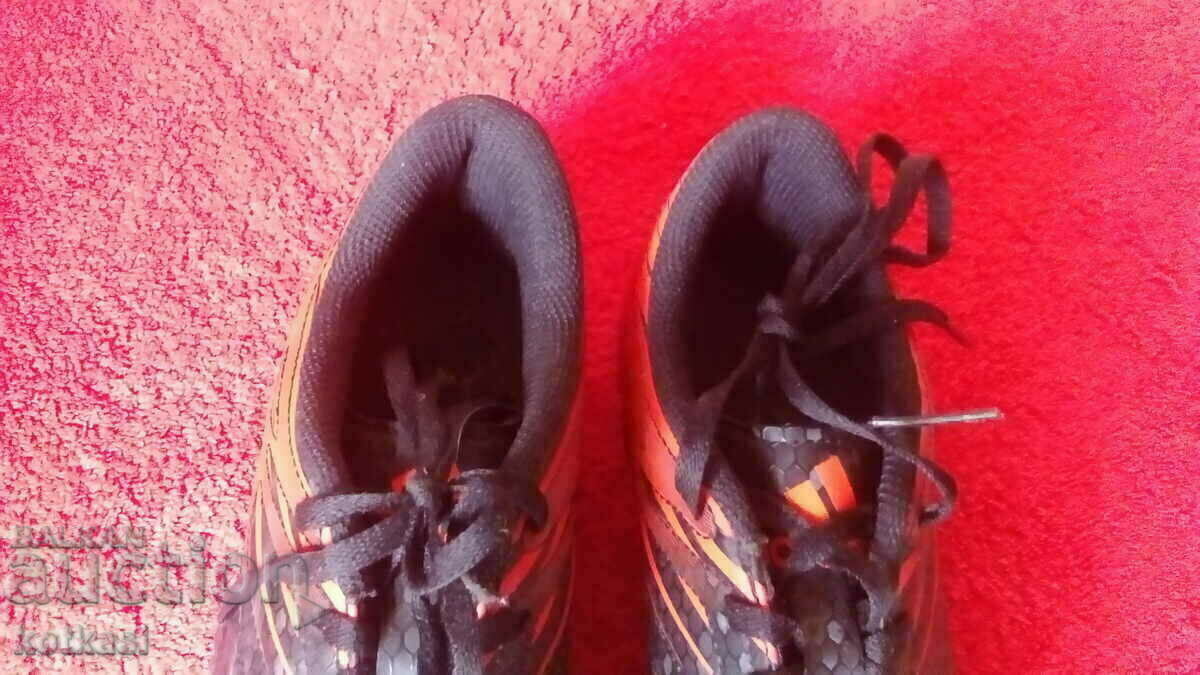 Auction Sports Football buttons number 40 adidas Auction Sports Football buttons number 40 adidas