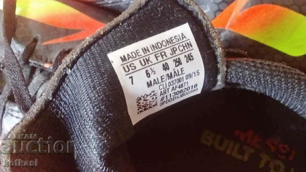 Sports Football buttons number 40 adidas - 7 Sports Football buttons number 40 adidas - 7