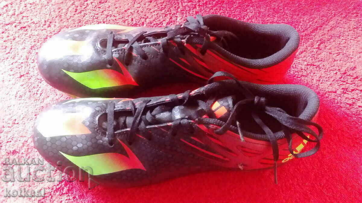 Sports Football buttons number 40 adidas Sports Football buttons number 40 adidas