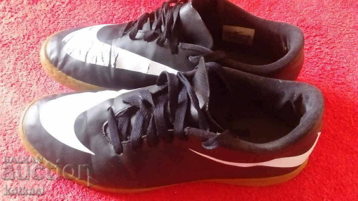Men's Sport shoes sneakers number 45 Nike NIKE
