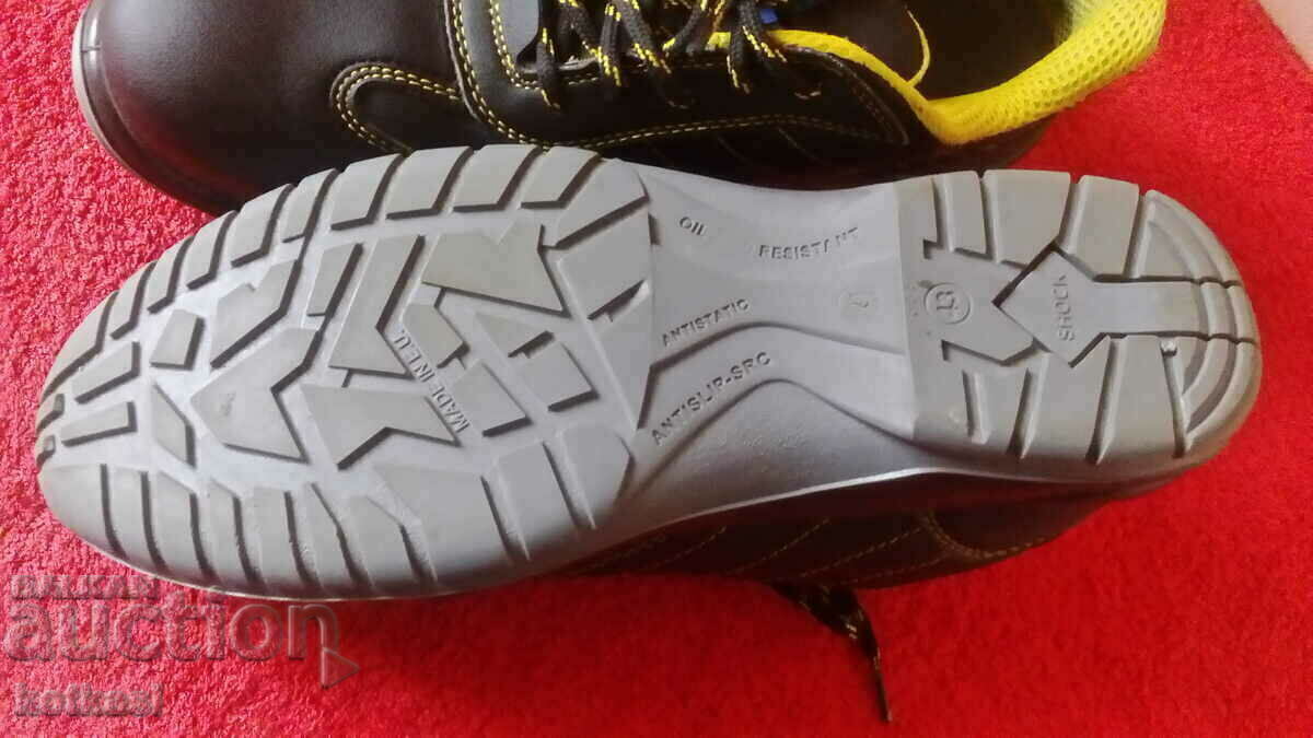 Work shoes with toe number 43 - 6 Work shoes with toe number 43 - 6