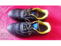 Pantofi de lucru cu degetul numărul 43