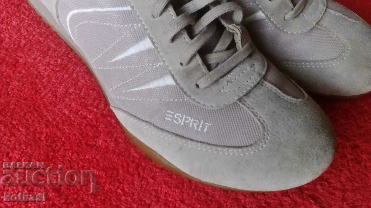 Delivery of Men's sports shoes number 42 ESPIRIT Delivery of Men's sports shoes number 42 ESPIRIT