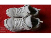 Pantofi sport adidasi numarul 40 SKECHERS