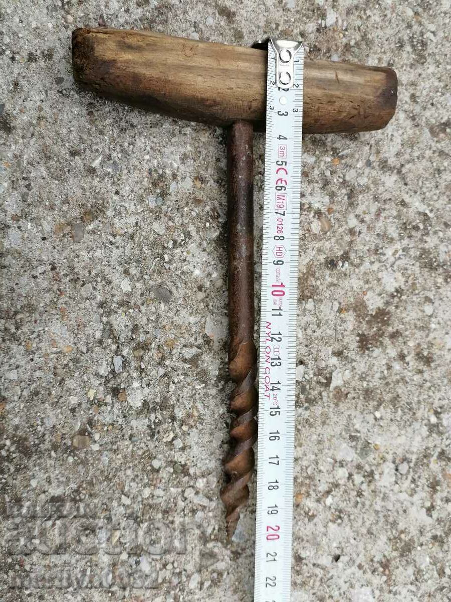 Auction Old carpenter's drill, drill, tool, wrought iron Auction Old carpenter's drill, drill, tool, wrought iron