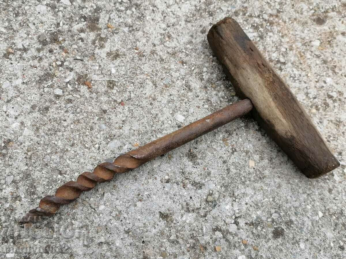 Old carpenter's drill, drill, tool, wrought iron - 5 Old carpenter's drill, drill, tool, wrought iron - 5