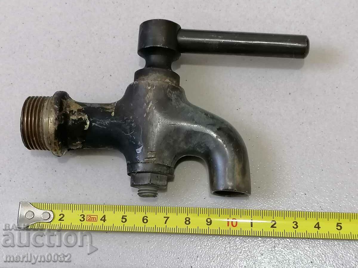 Robinet vechi din bronz pentru dozator de bragă - 6