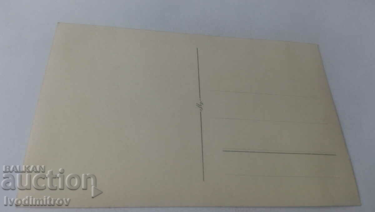 Φωτογραφία Στρατιώτες σε ένα χώρο εκπαίδευσης στους στρατώνες με τιμή 2.35 BGN | € 1.20