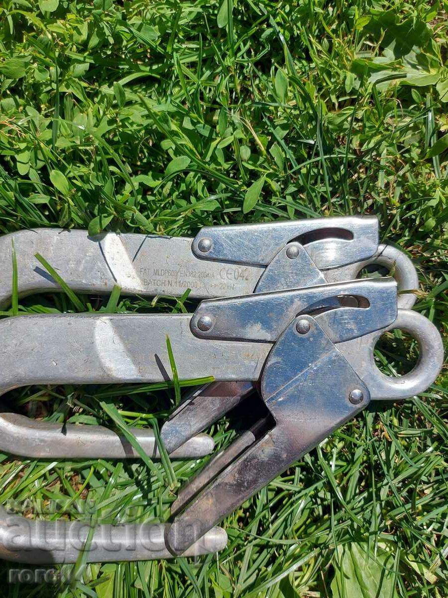 Auction HOOKS - CARABINES - SAFETY Auction HOOKS - CARABINES - SAFETY