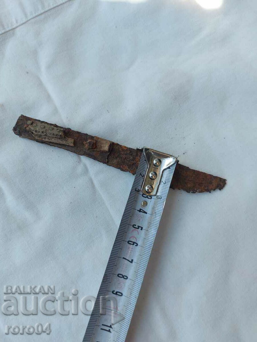 RESIDENCES - 5 RESIDENCES - 5