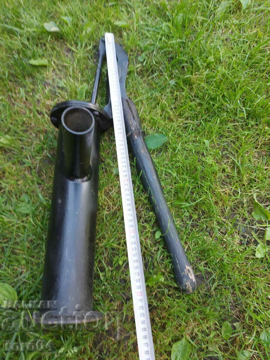 GARDEN PUMP - LIVER with price 53.99 BGN | € 27.60 GARDEN PUMP - LIVER with price 53.99 BGN | € 27.60