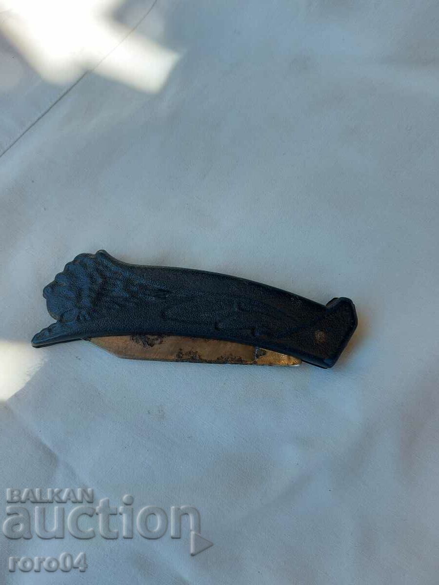 Auction  OLD JUST BROWN